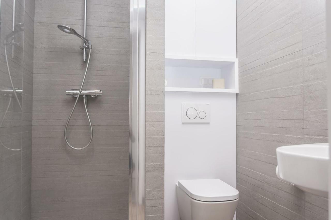 Apartament Bm Apartment Gdansk Bagian luar foto